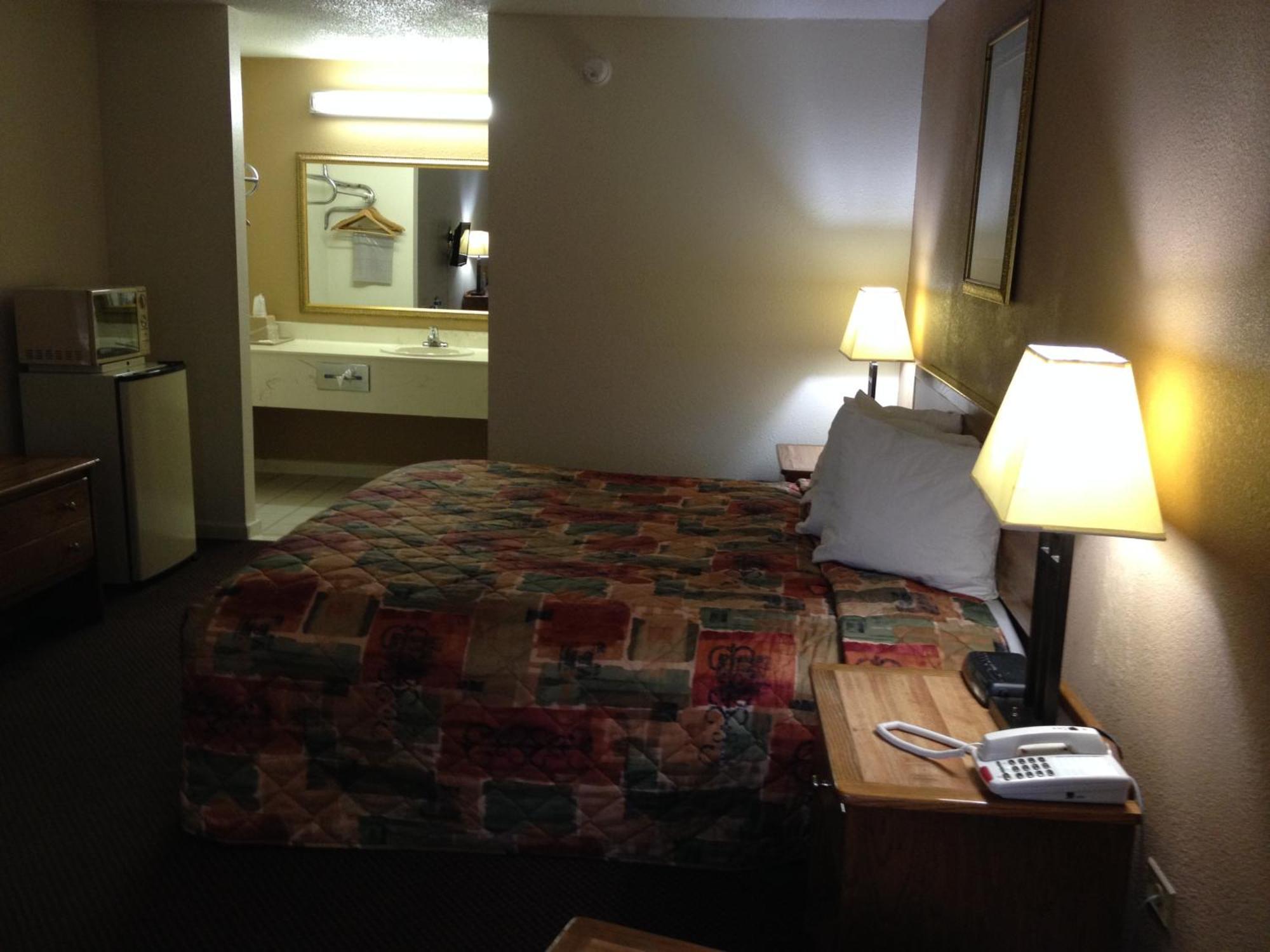 Royal Inn Sparta Room photo